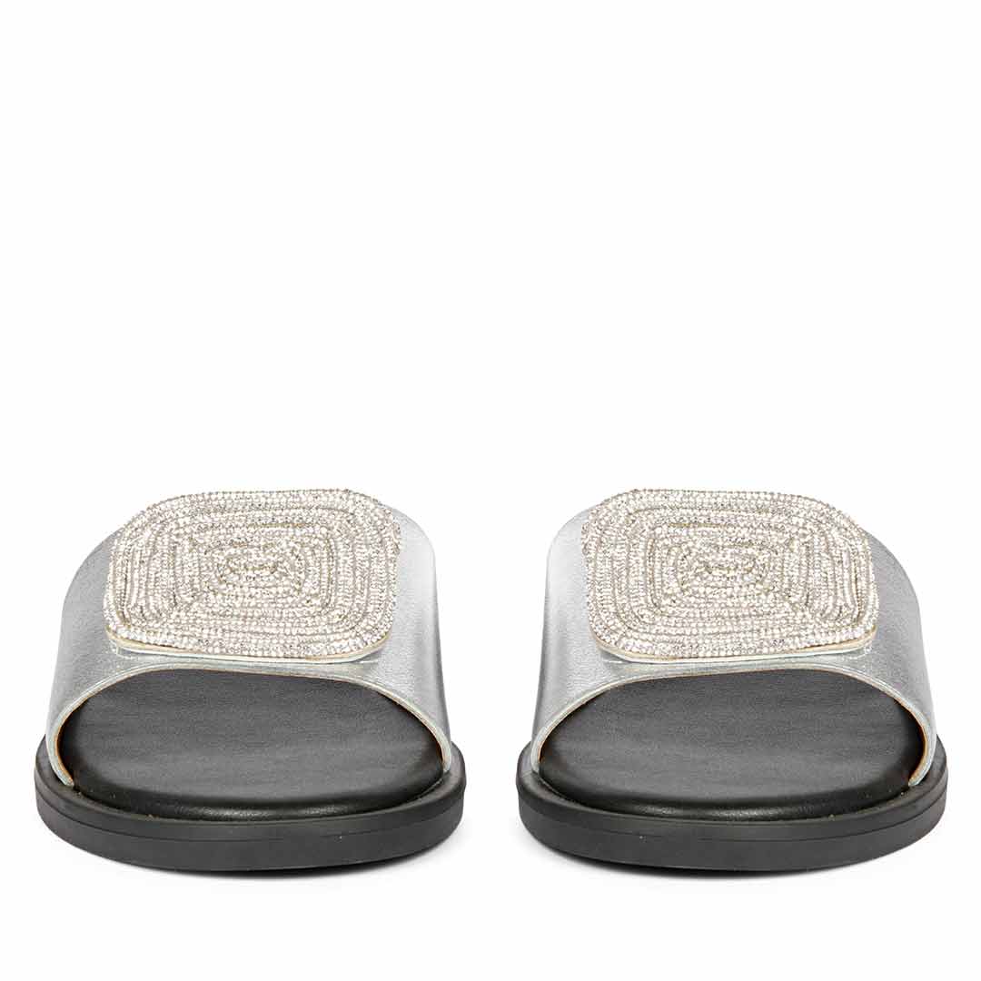 Freya Silver Leather Flat Sandals - Image 4