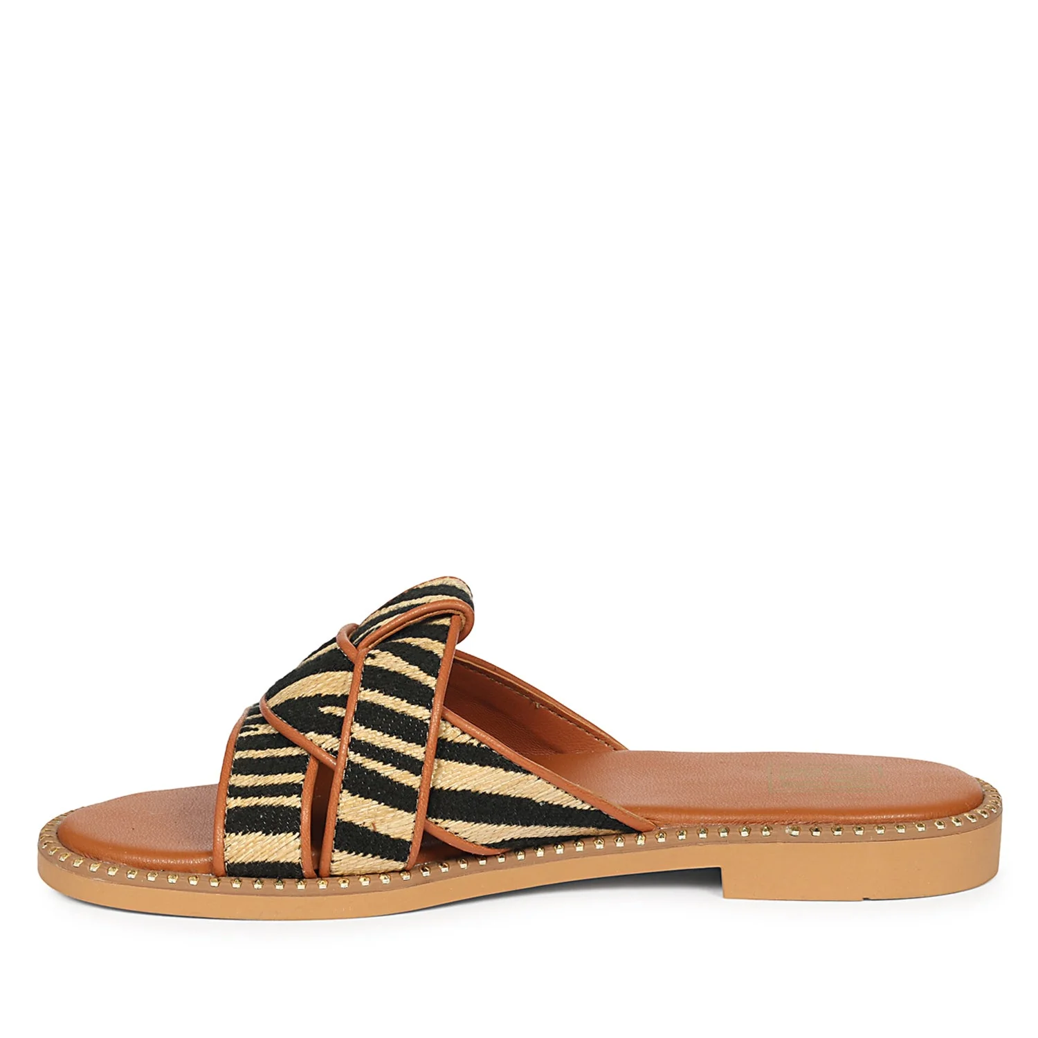 Jaylani Beige Leather Flat Sandals - Image 3
