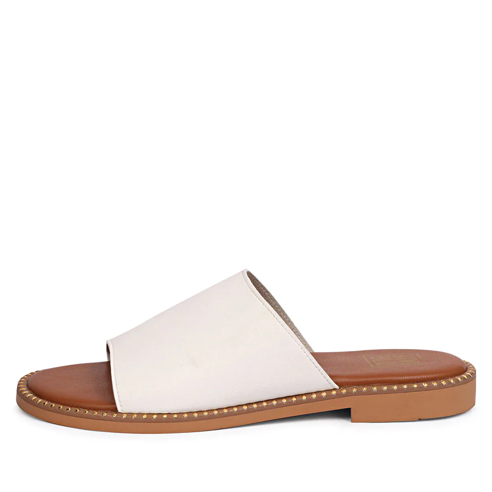 Aria White Leather Flat Sandals - Image 3
