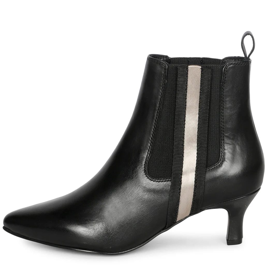Saint Ashlyn Black Crust Leather Handcrafted Ankle Boots - Image 4