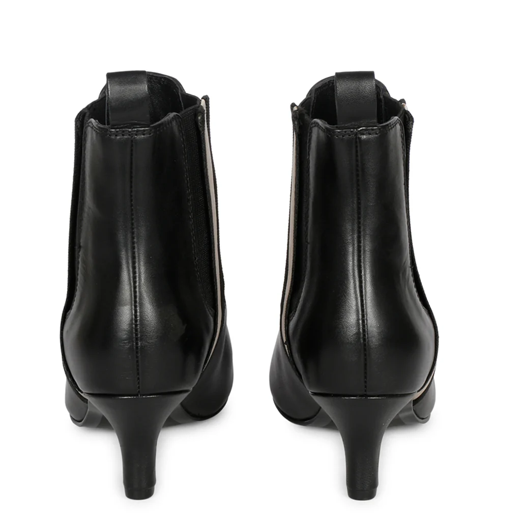 Saint Ashlyn Black Crust Leather Handcrafted Ankle Boots - Image 5