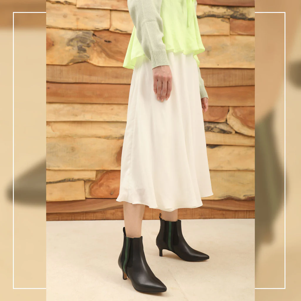 Saint Ashlyn Black Crust Leather Handcrafted Ankle Boots - Image 2