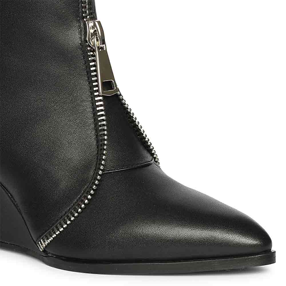 Saint Avia Front Zipper Black Leather Wedge Ankle Boots - Image 7