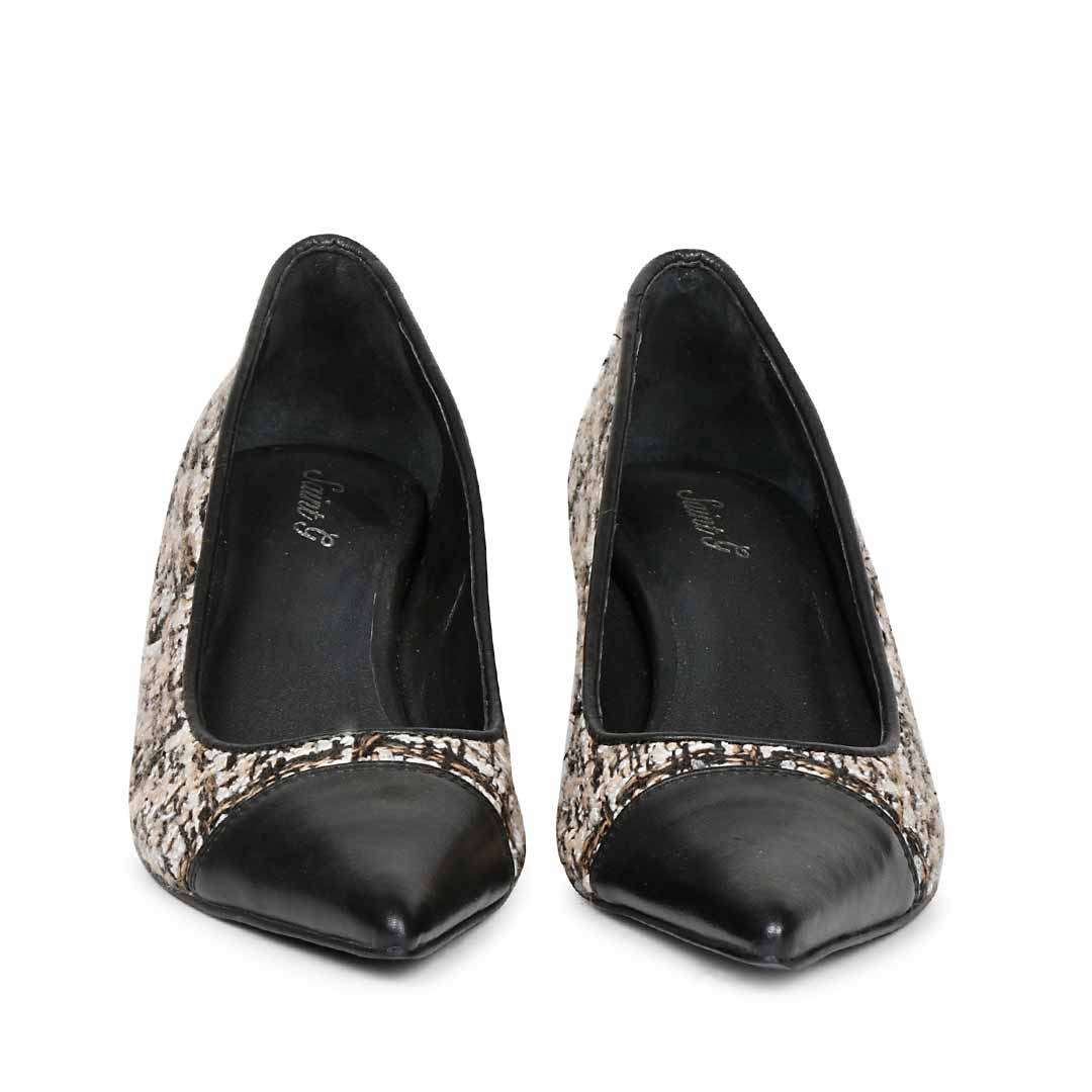 Saint Aviva Beige Leather Pumps - Image 5