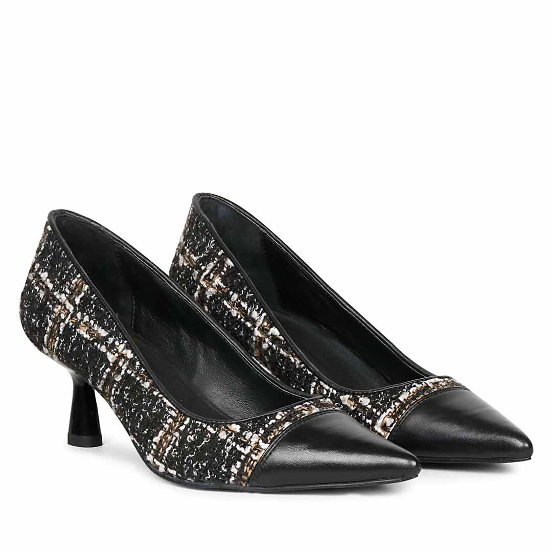 Saint Aviva Black Leather Pumps - Image 3