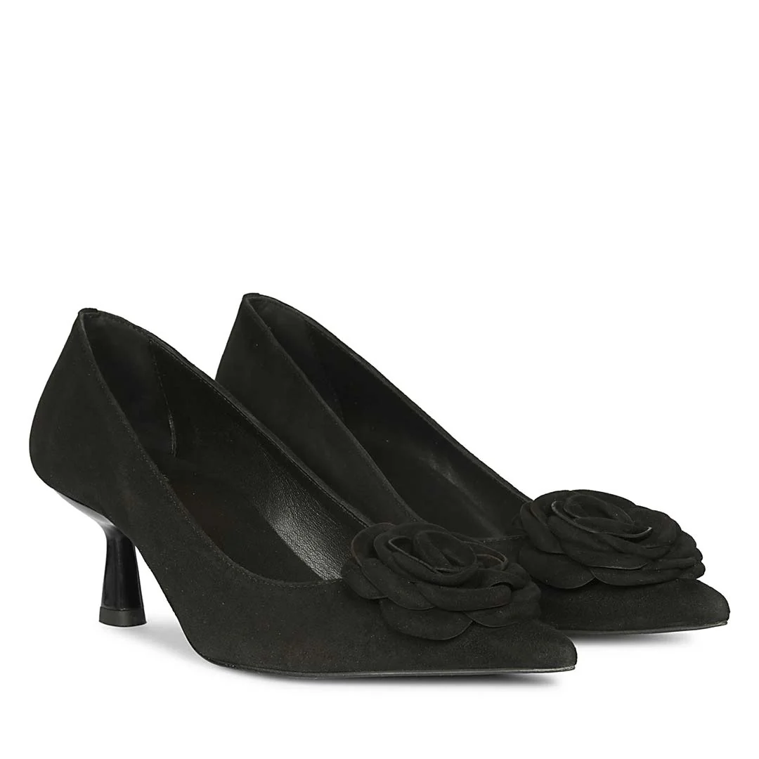 Saint Cora Black Rose Embellished Leather Pumps - Image 3