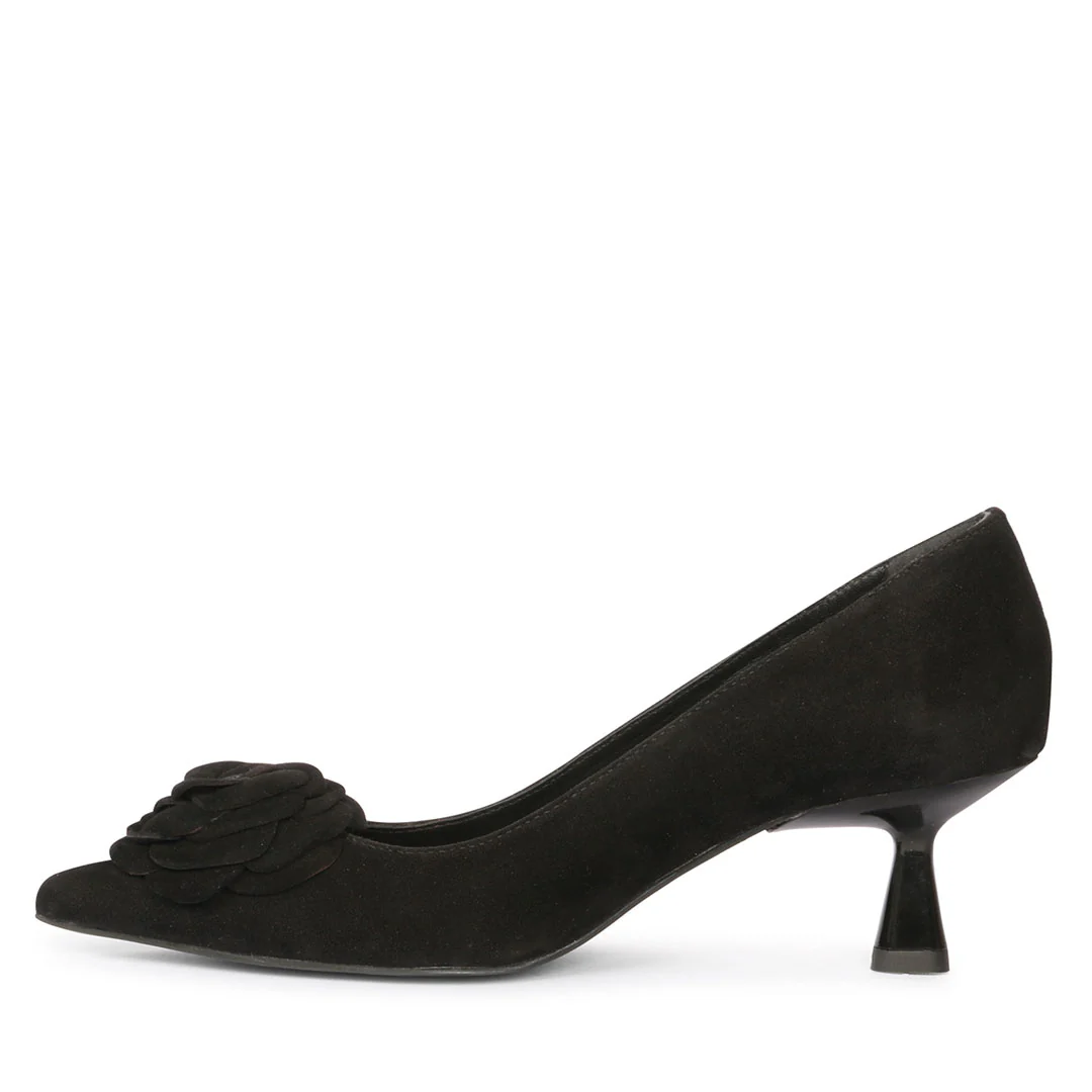 Saint Cora Black Rose Embellished Leather Pumps - Image 4
