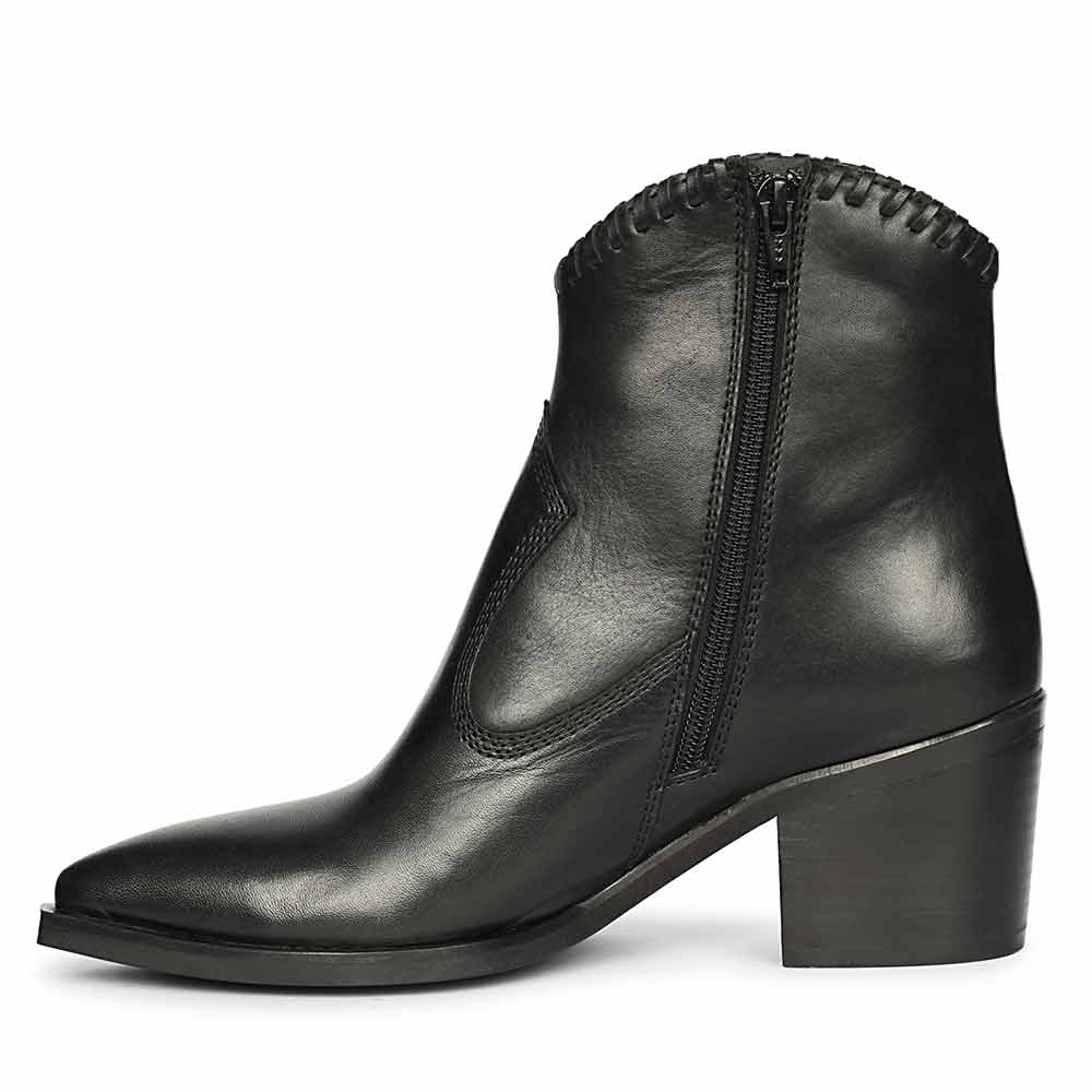 Saint Juana Handwoven Black Leather Ankle Boots - Image 3