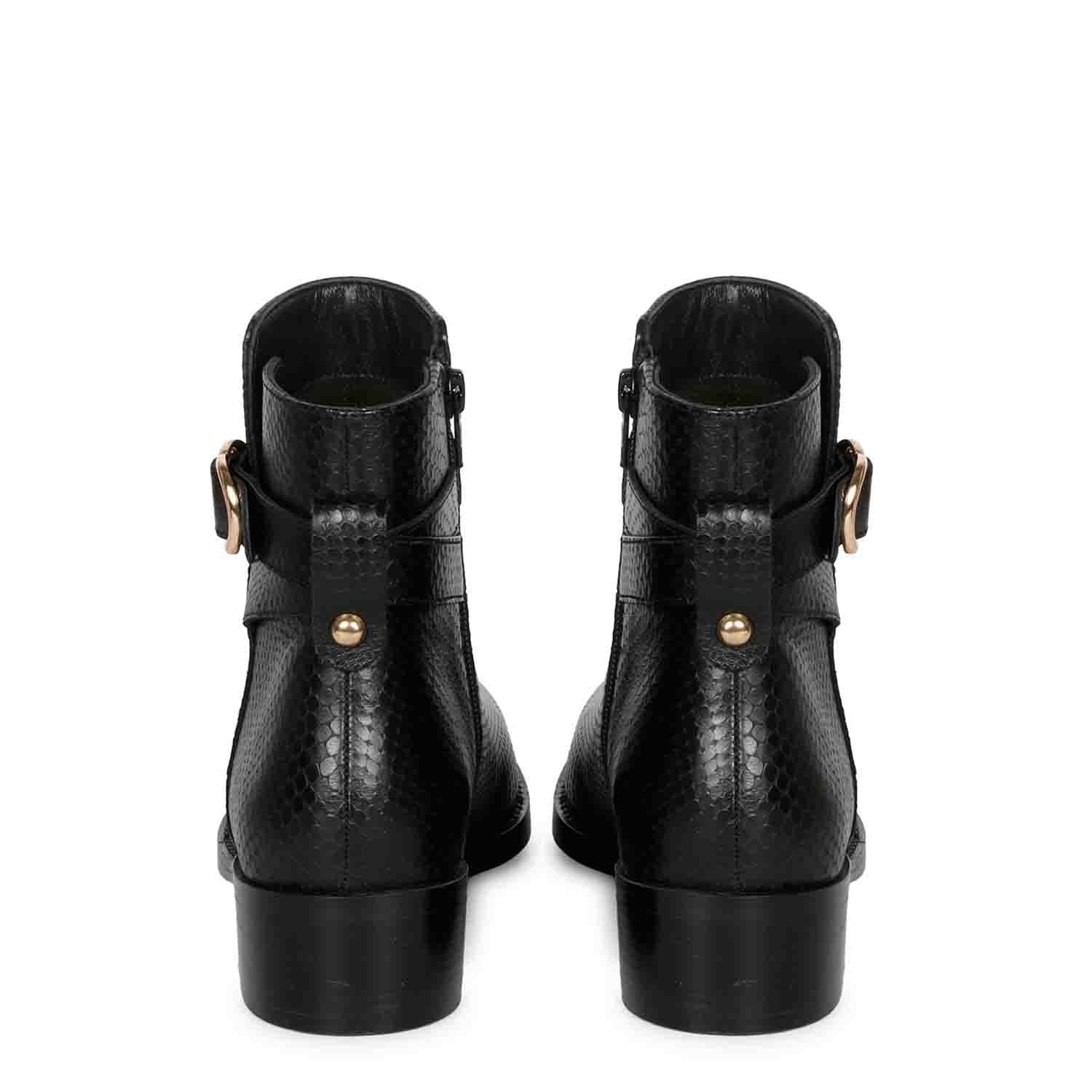 Saint Eleanor Black Leather Handcrafted Side Zippers Ankle Boots - Image 4
