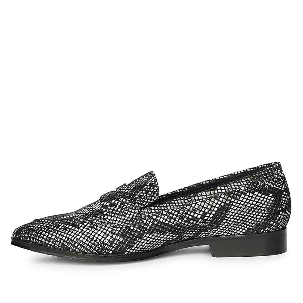 Saint Ellis White and Black Snake Print Leather Loafers - Image 3