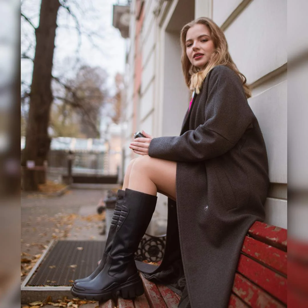 Saint Eloïse Black Leather Lug Sole Long Boots - Image 2