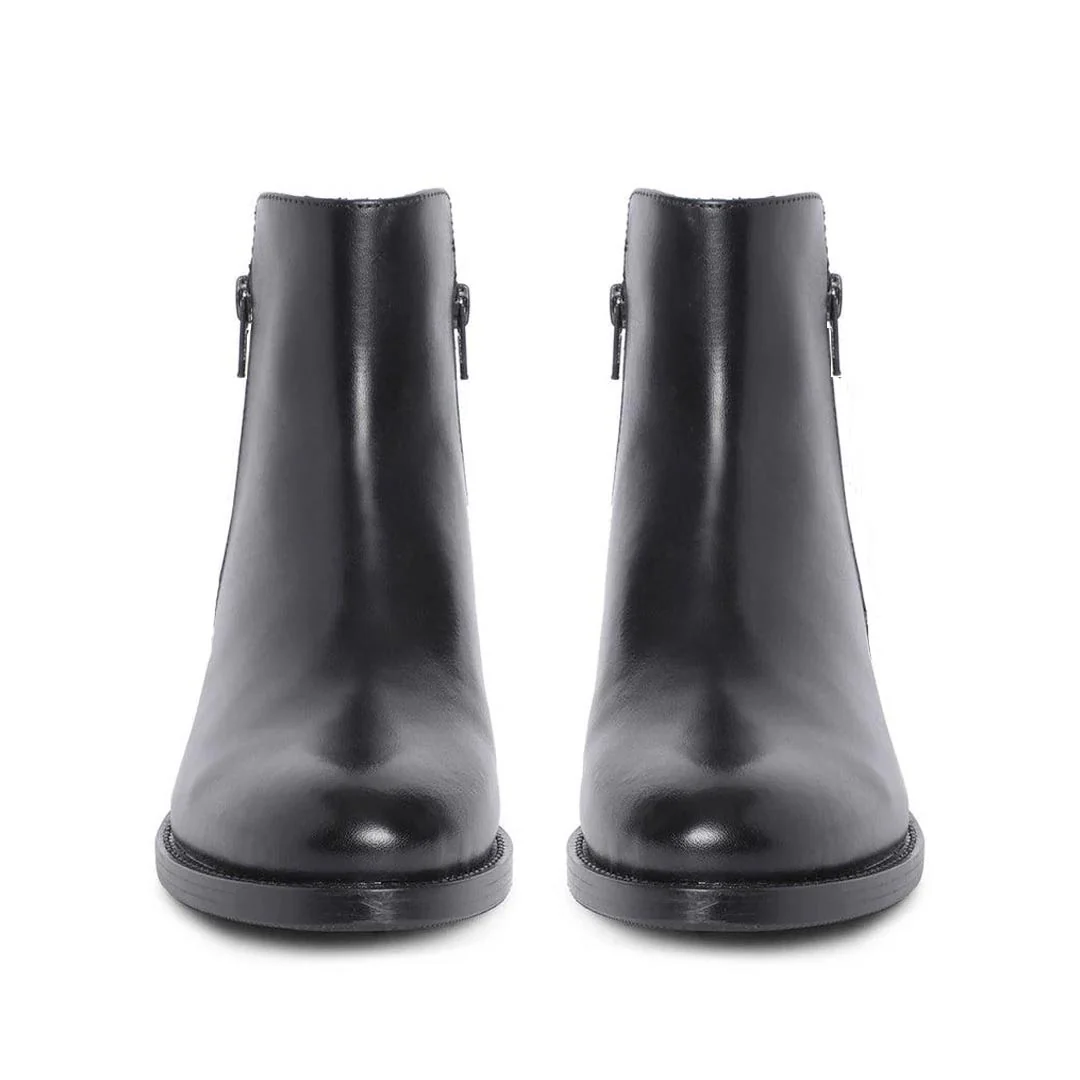 Saint Imelda Black Leather Handcrafted Side Zippers Ankle Boots - Image 5