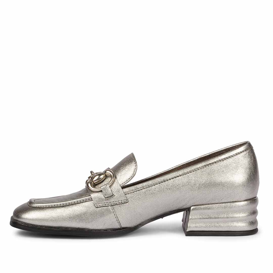 Saint Jenny Gunmetal Leather Handcrafted Moccasins - Image 4