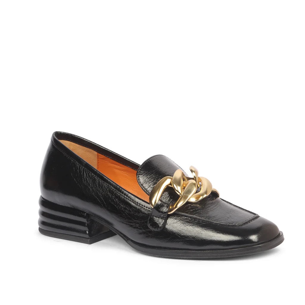 Saint Juliet Black Leather Handcrafted Moccasins - Image 5