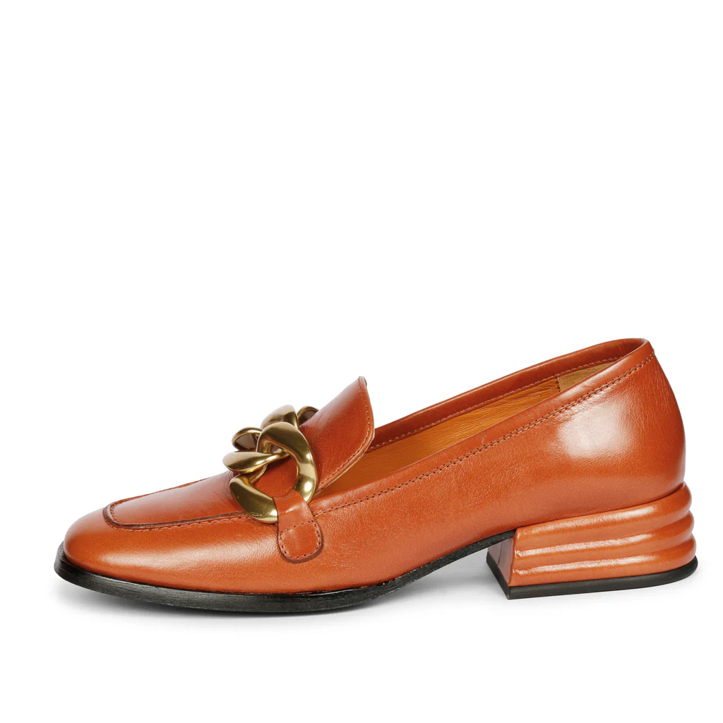 Saint Juliet Rust Leather Handcrafted Moccasins - Image 4