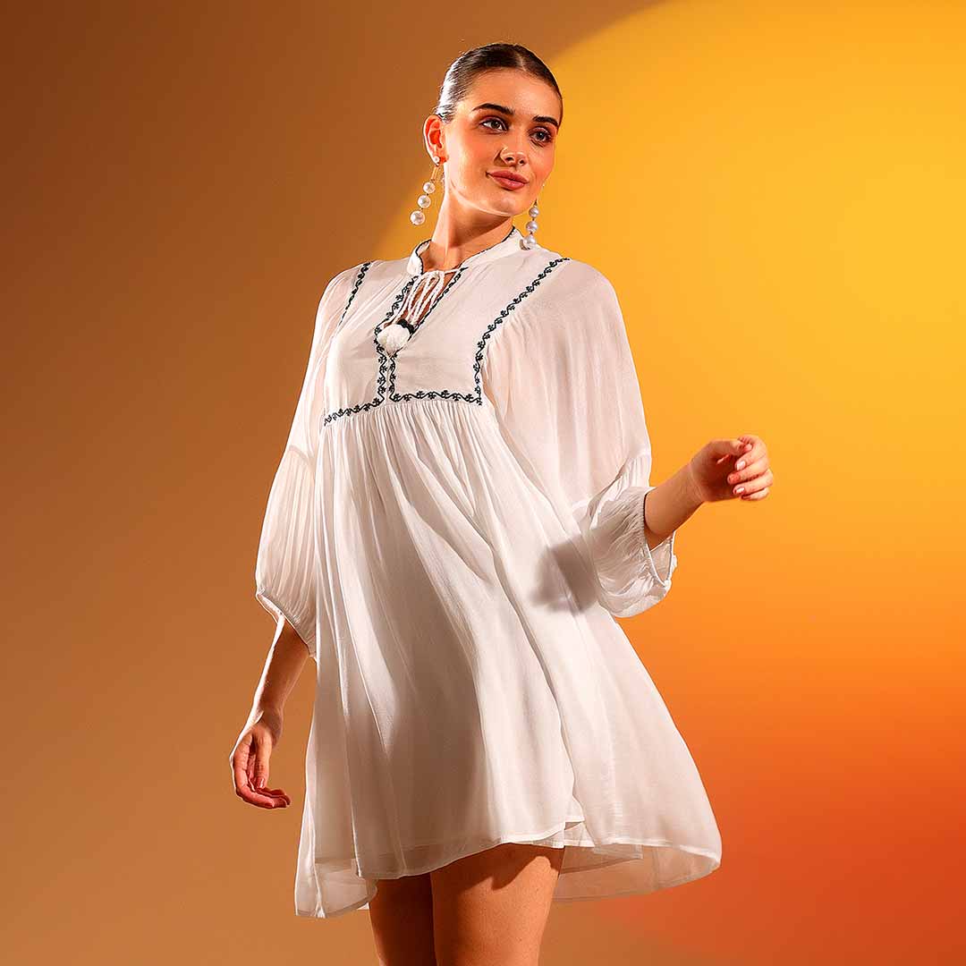 Saint Womens Embroidered White Viscose Crepe Short Dress - Image 2