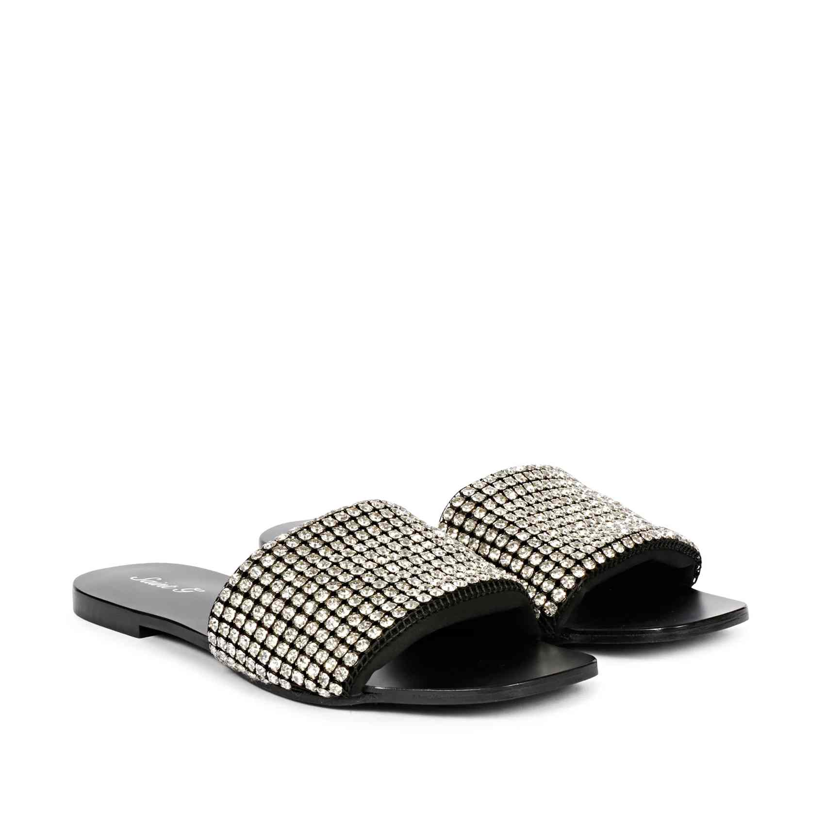 Saint Layla Black Leather Flat Sandal - Image 4