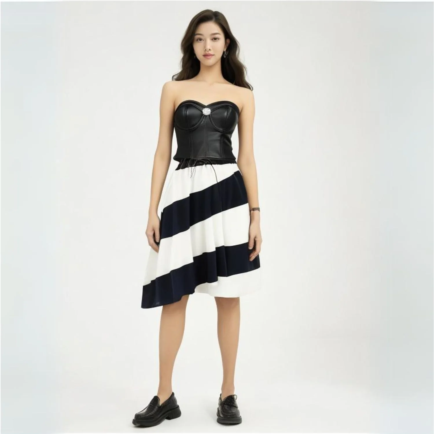 Saint Livia Women Black Leather Bustier - Image 6