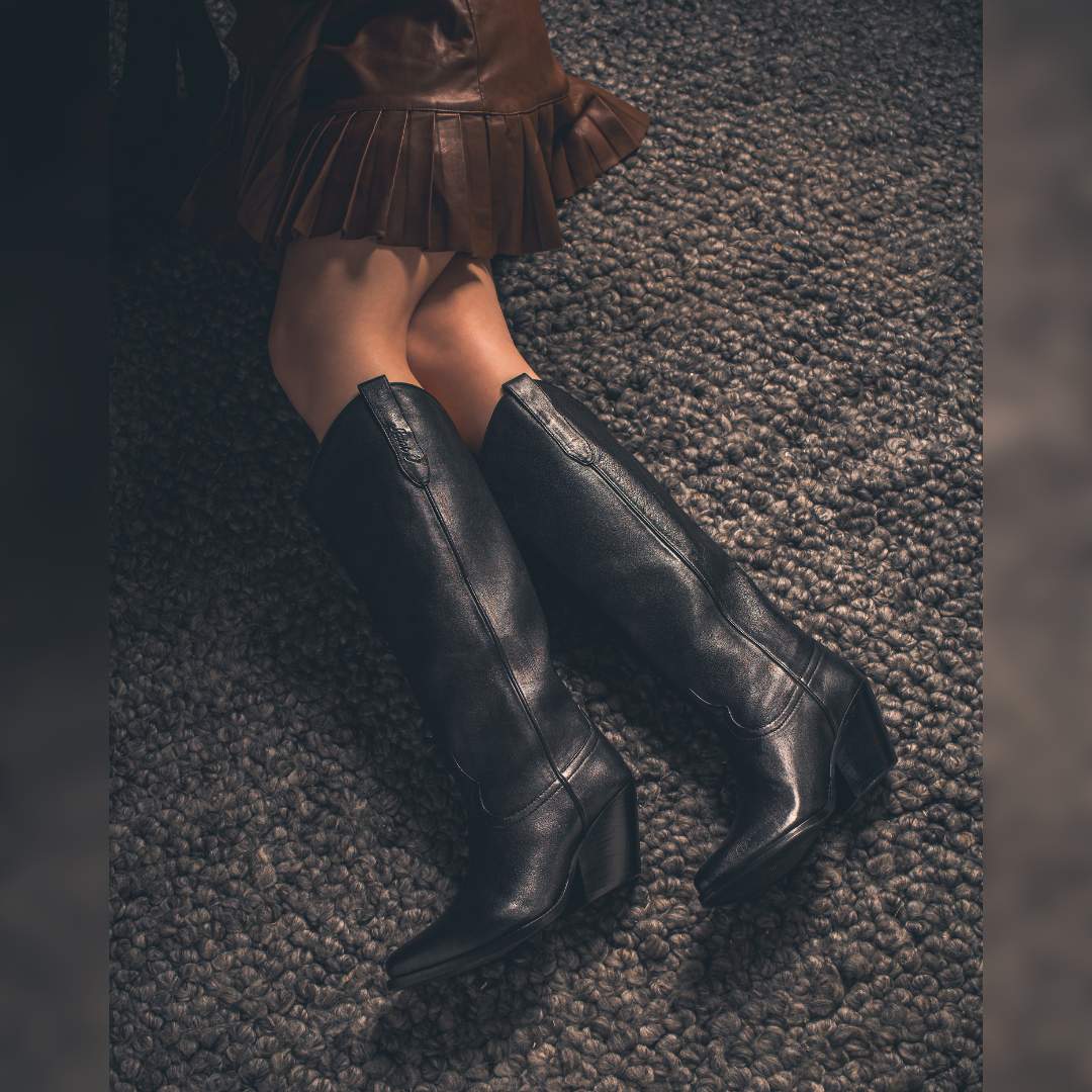 Saint Loanna Black Leather Knee High Long Boots - Image 2