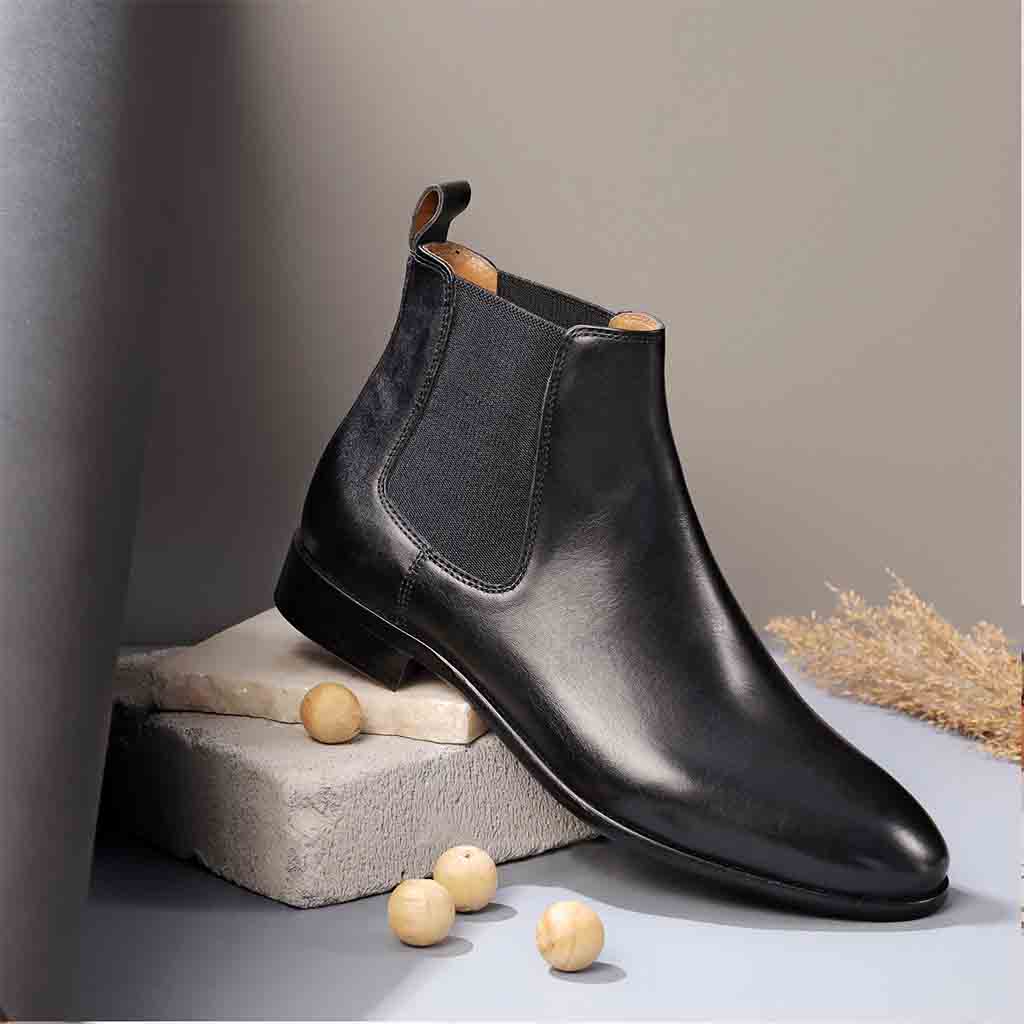 Saint Lorenzo black leather Chelsea boot - Image 9