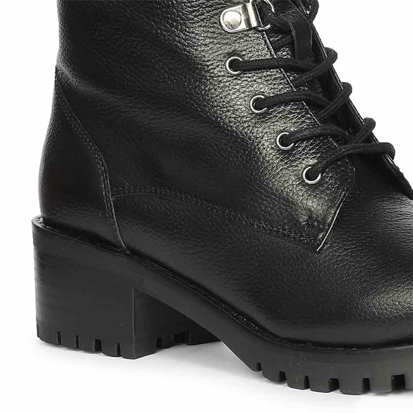 Saint Moira Black Leather Lace up Ankle Boots - Image 6
