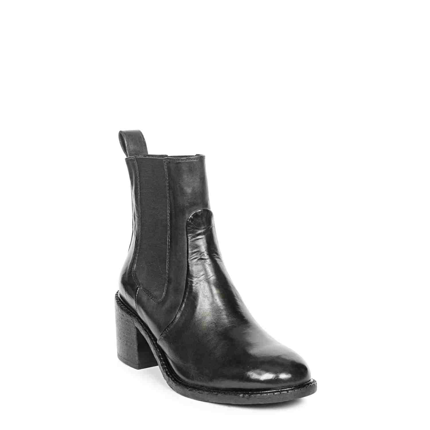 Saint Niamh Black Leather Washed Ankle Boot - Image 6