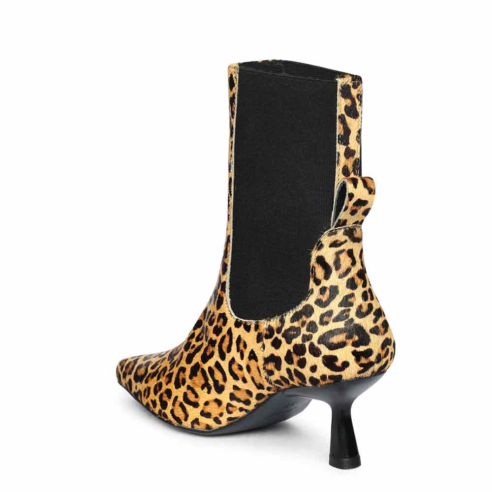 Saint Oriana Leo Print Leather Ankle Boots - Image 5