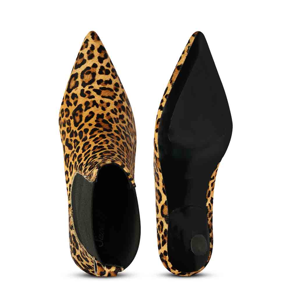 Saint Oriana Leo Print Leather Ankle Boots - Image 8