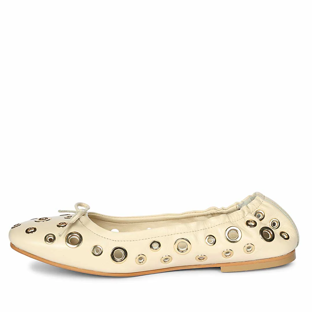 Saint Rovella Off White Eyelet Ballet Flats - Image 4