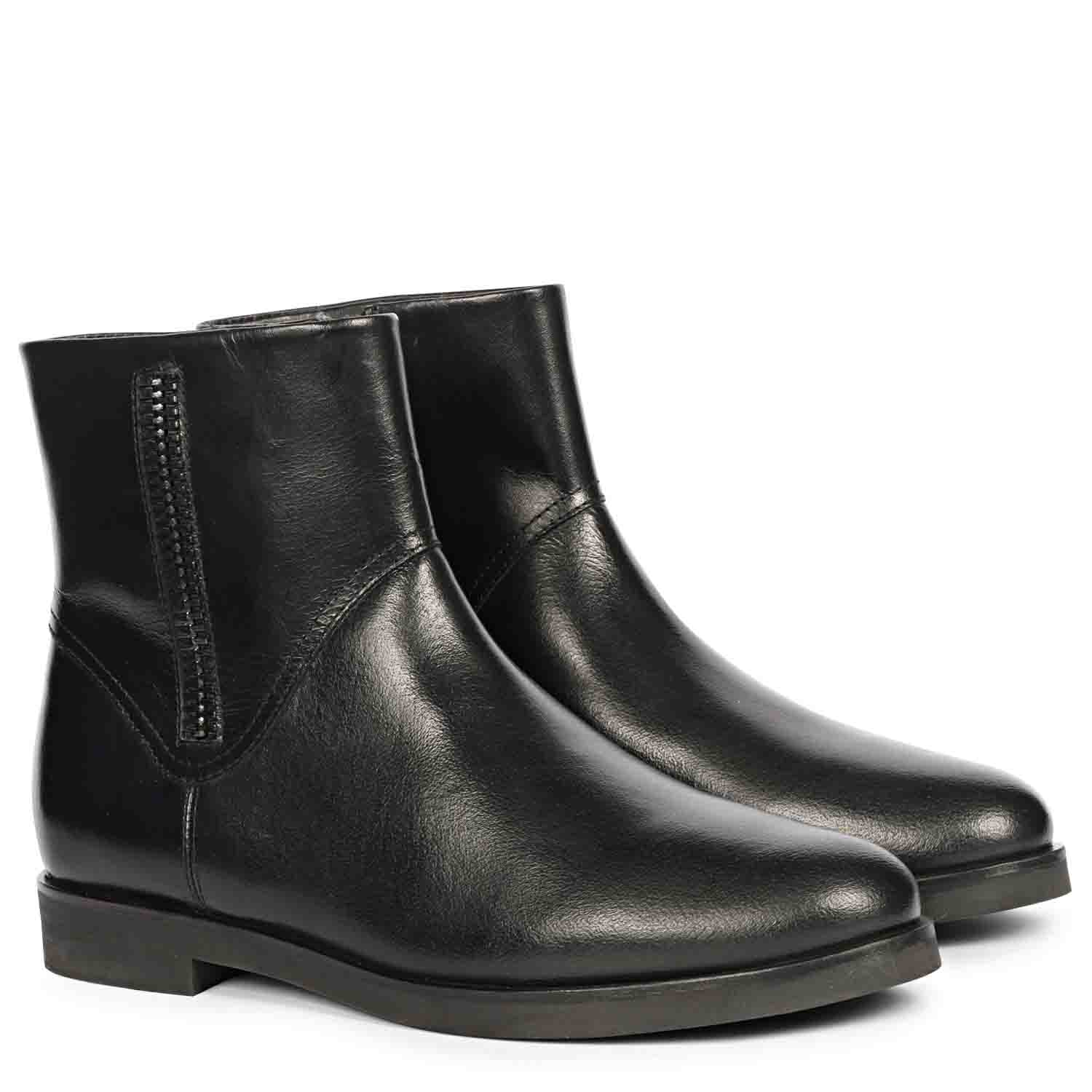 Saint Ryann Black Leather Handcrafted InSide Zippers Ankle Boots - Image 2