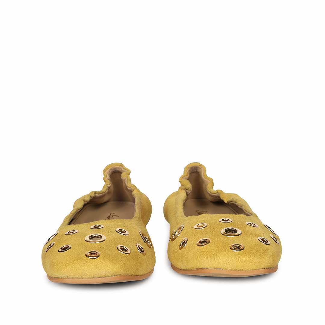Saint Tesslyn Yellow Suede Eyelet Embellished Ballerinas - Image 4