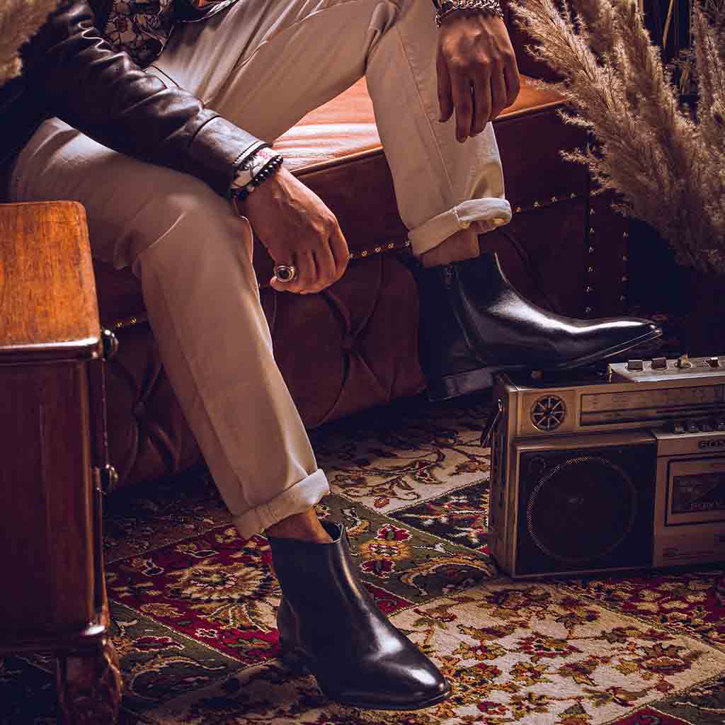Saint Theo Black Leather Handcrafted Chelsea Boots - Image 2