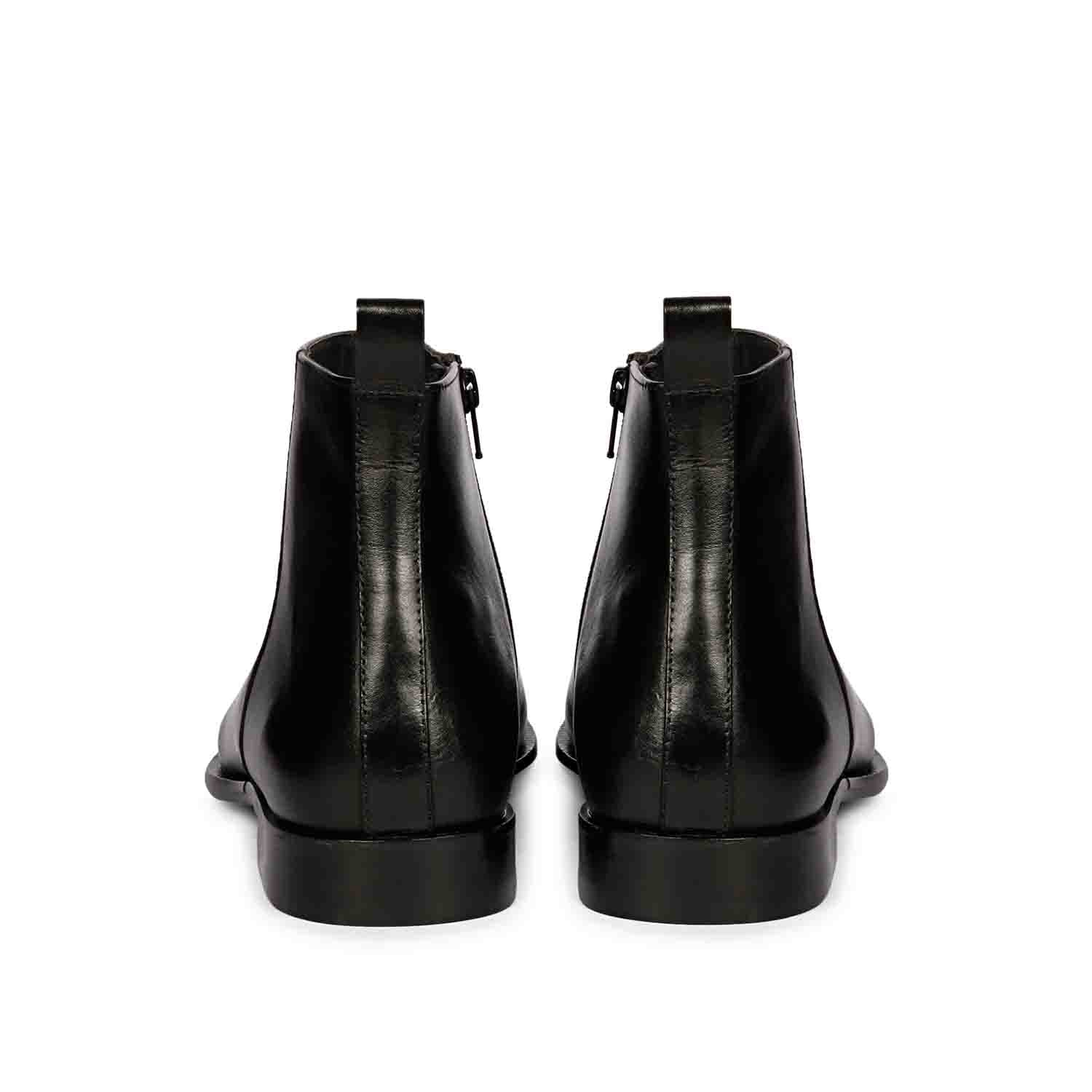 Saint Theo Black Leather Handcrafted Chelsea Boots - Image 5