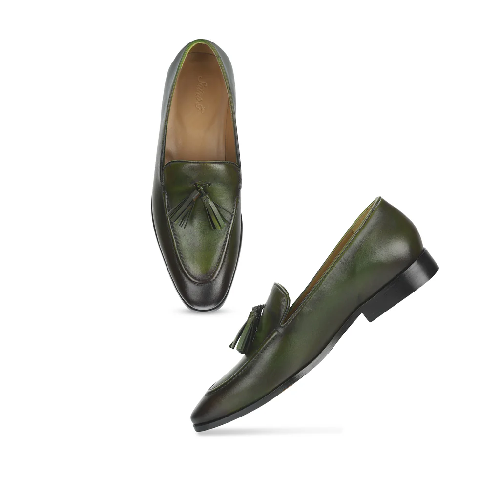 Saint Valentin Olive Leather Tassel Moccasins - Image 5