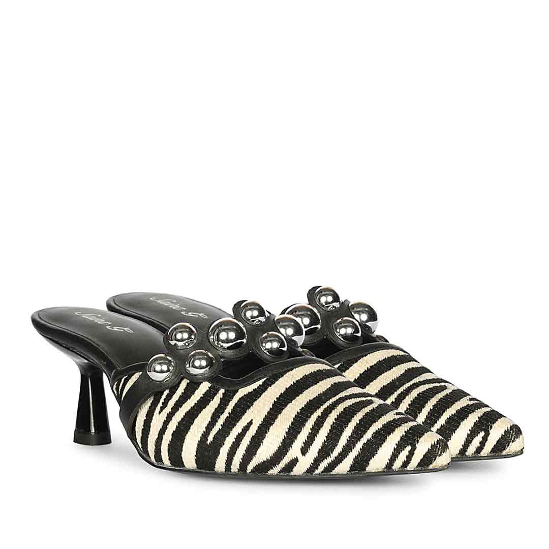 Saint Xenia Zebra Studded Strap Leather Pointed Heels - Image 3