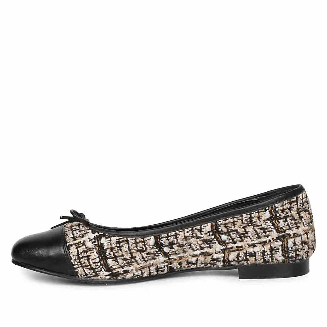 Saint Zinnia Beige Handcrafted Leather Pumps - Image 3