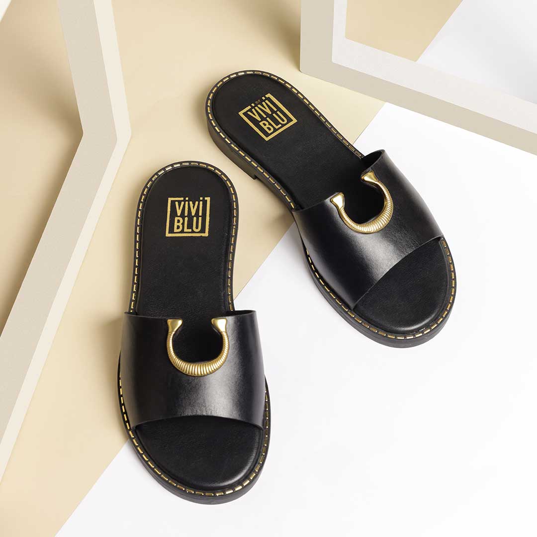 ViviBlu Black Leather Flat Sandals - Image 2