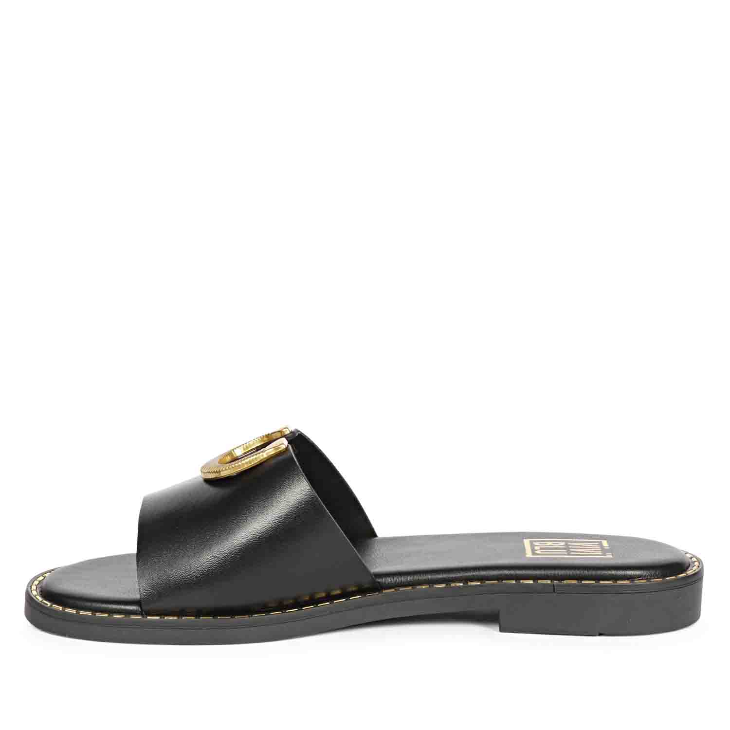 ViviBlu Black Leather Flat Sandals - Image 5