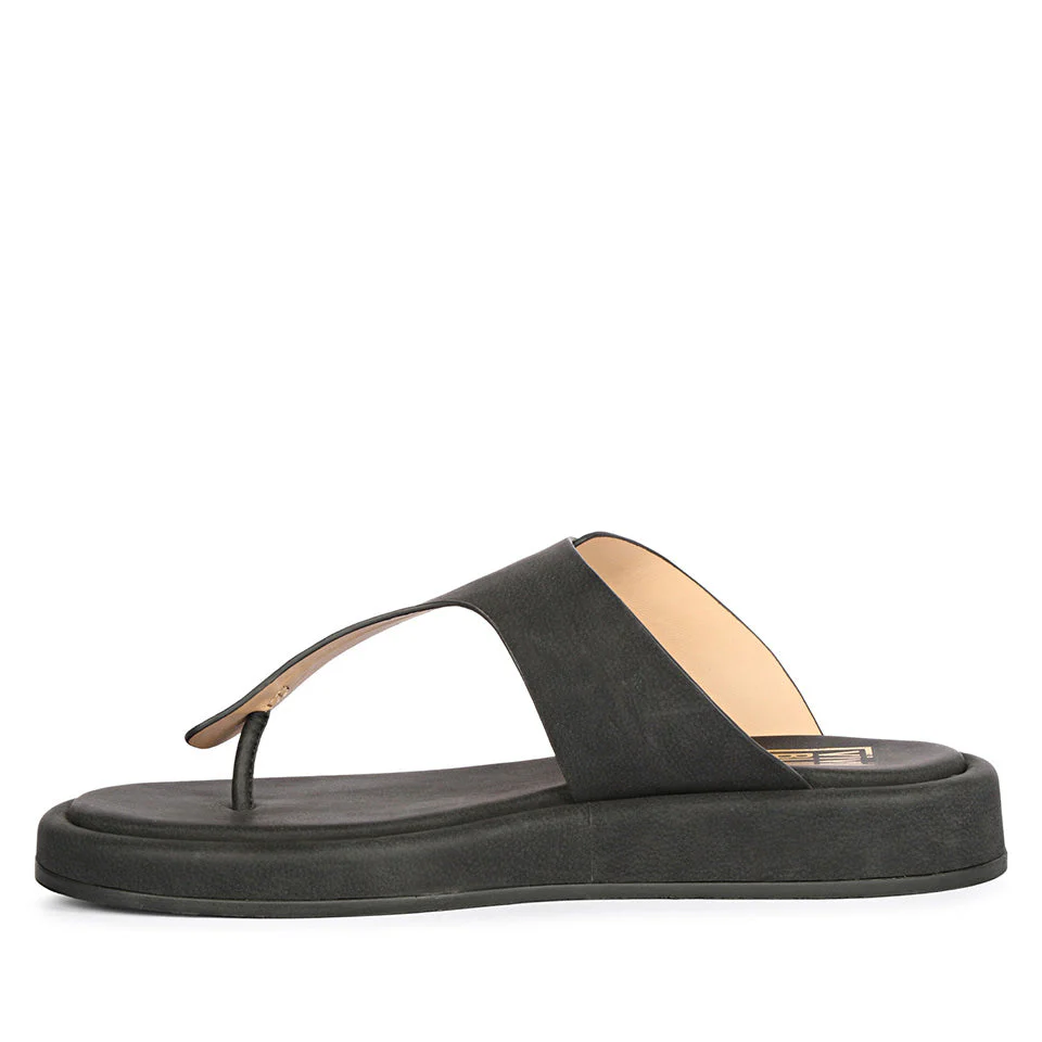 Lirica Black Flat Sandals - Image 3