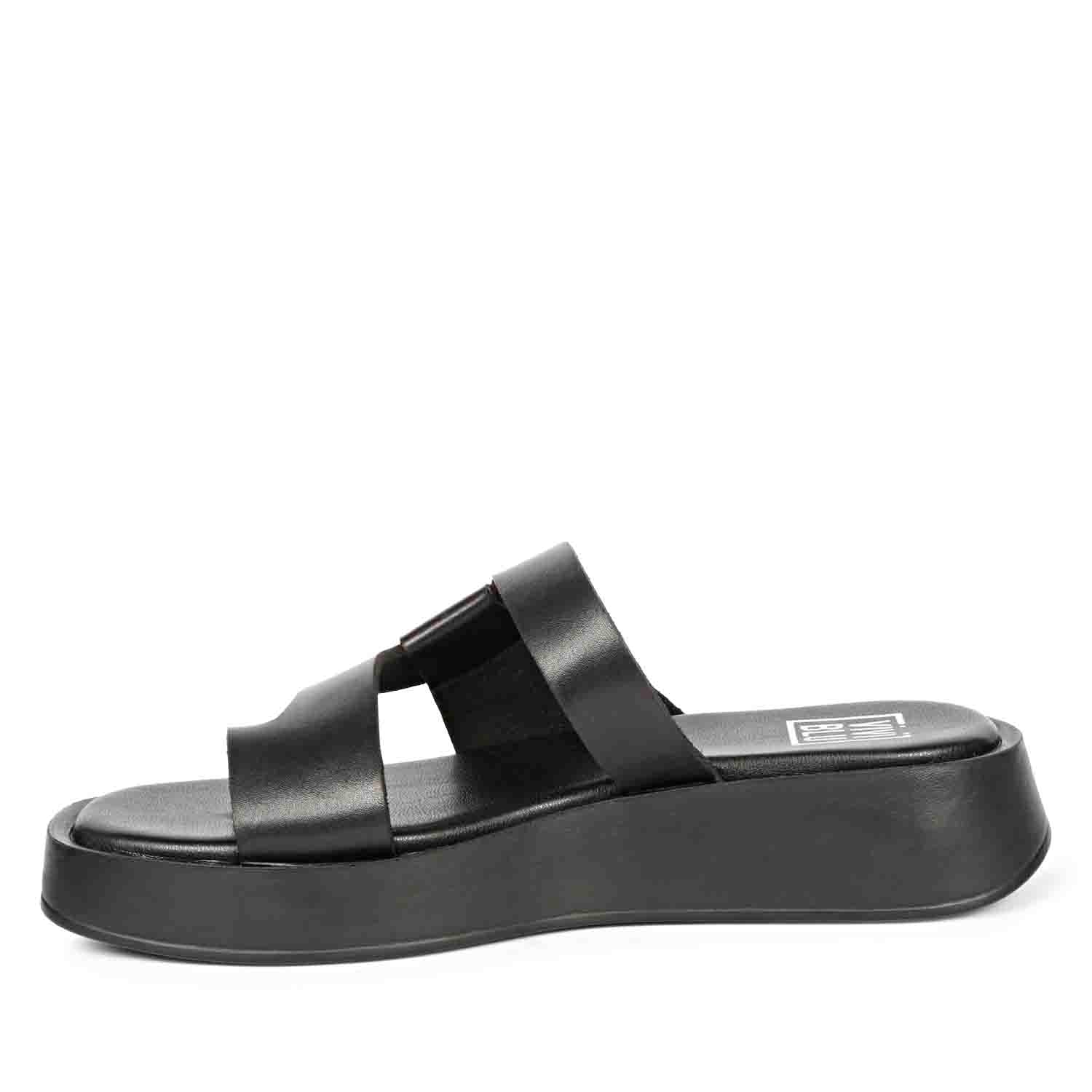 ViviBlu Black Leather Platform Sandals - Image 4