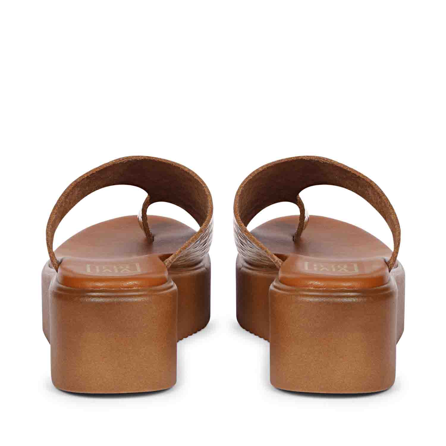 ViviBlu Gold Leather Platform Sandals - Image 5