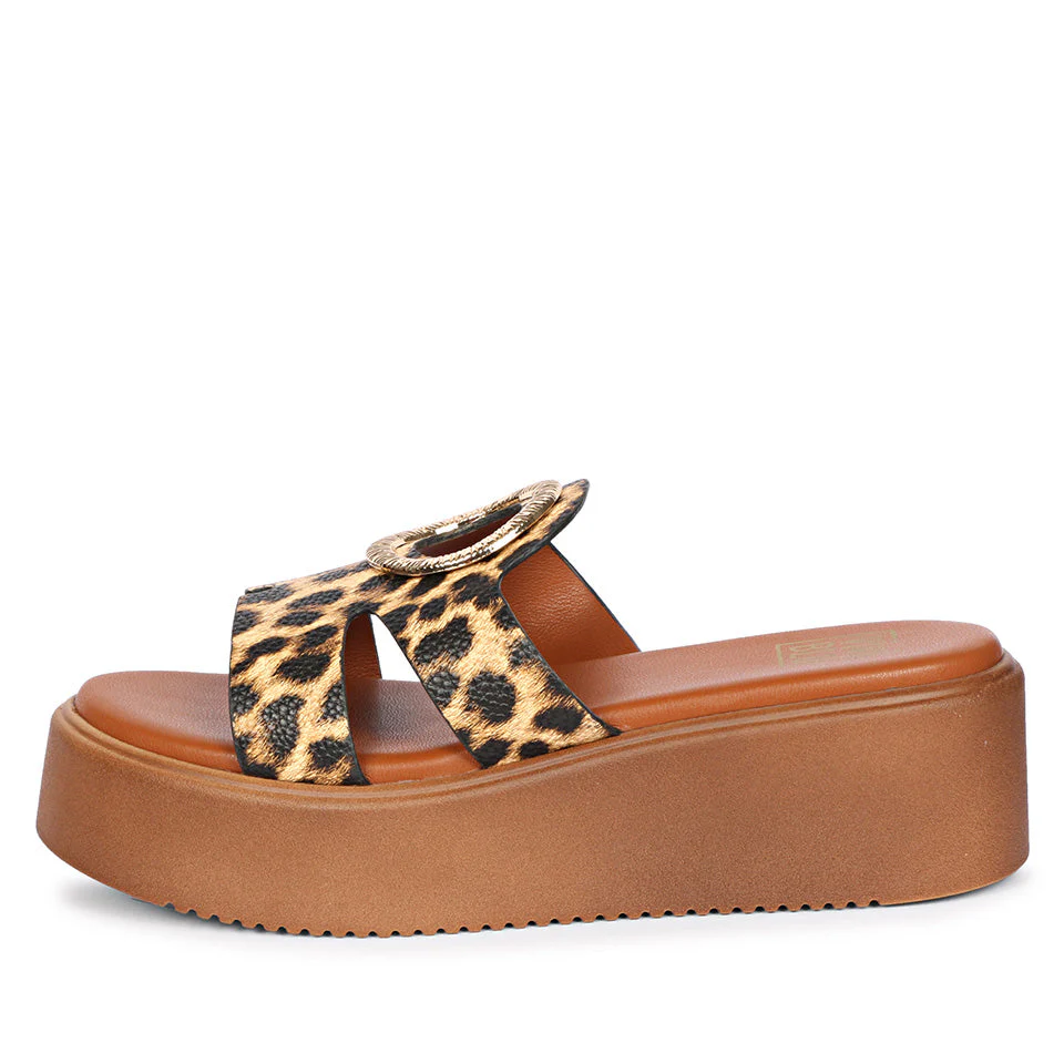 Raelle Leo Flat Platform - Image 3