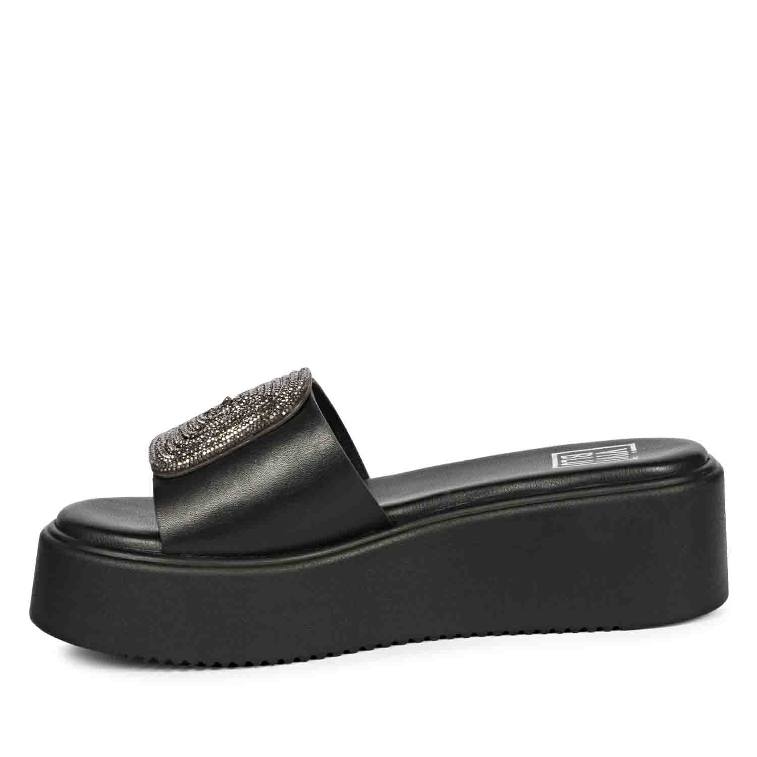 ViviBlu Platform Sandals With Black Leather - Image 4