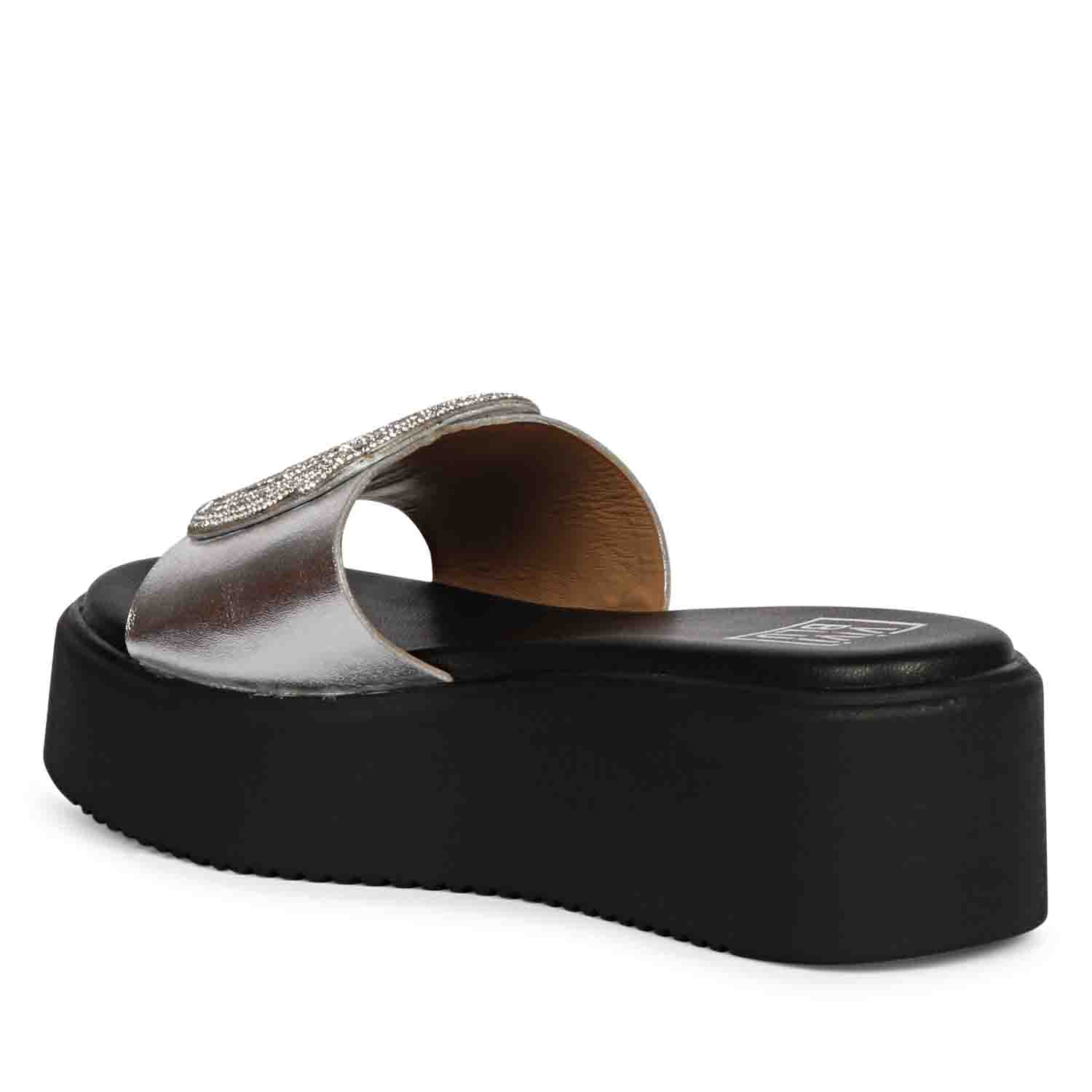 ViviBlu Silver Leather Platform Sandals - Image 9