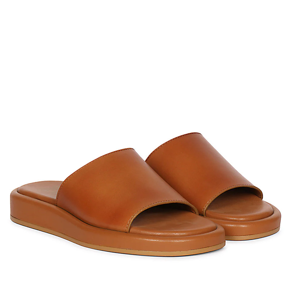 Zelora Tan Leather Flat Sandals - Image 3