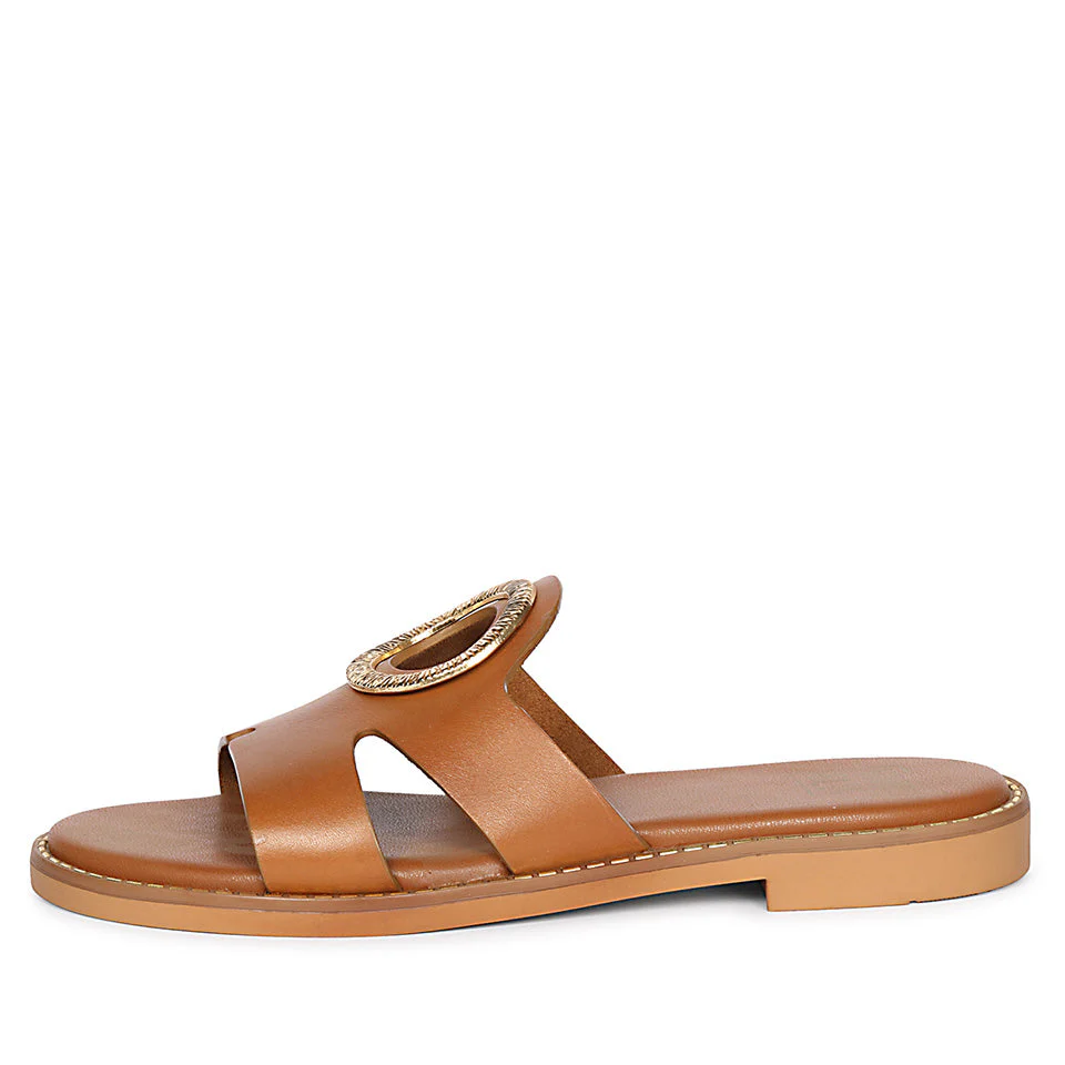Enrisa Tan Leather Flat Sandals - Image 3