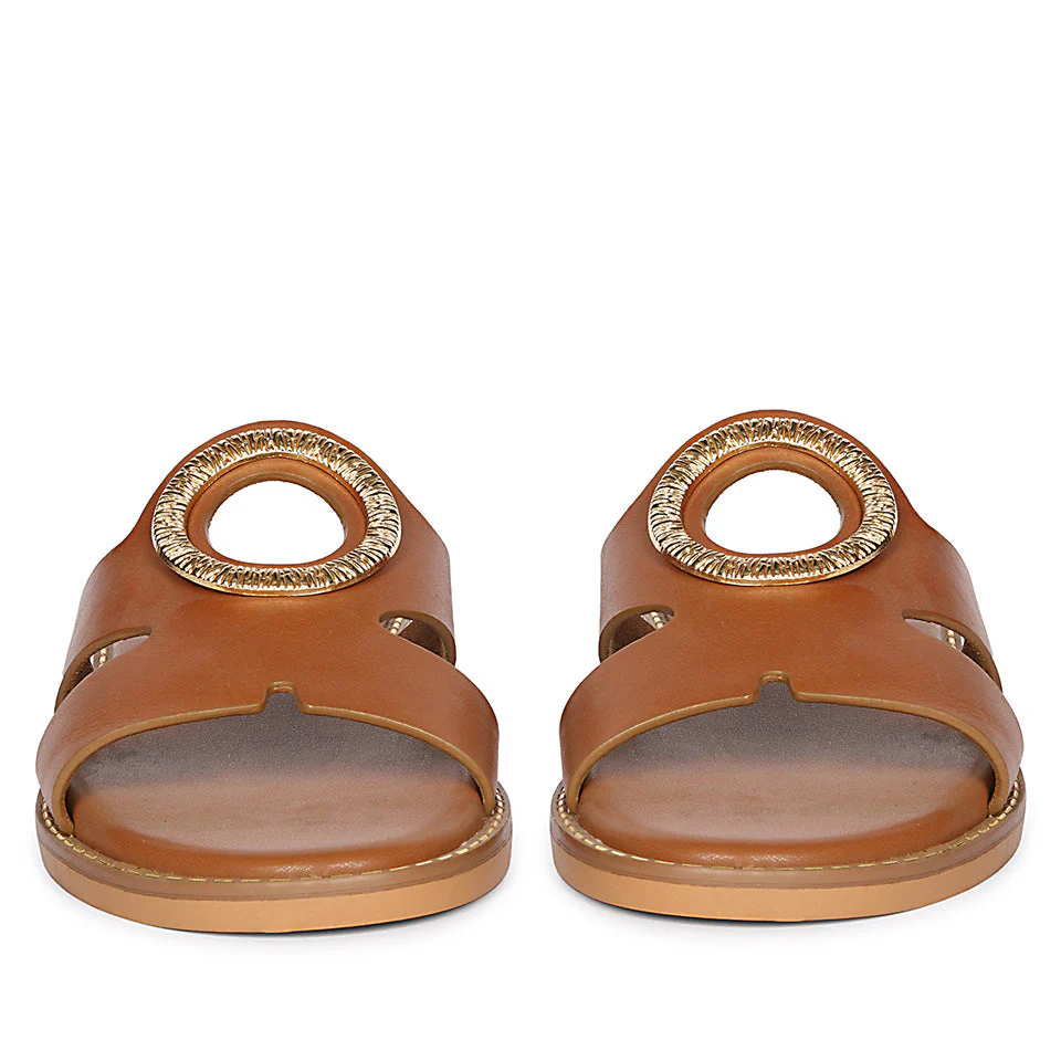 Enrisa Tan Leather Flat Sandals - Image 4