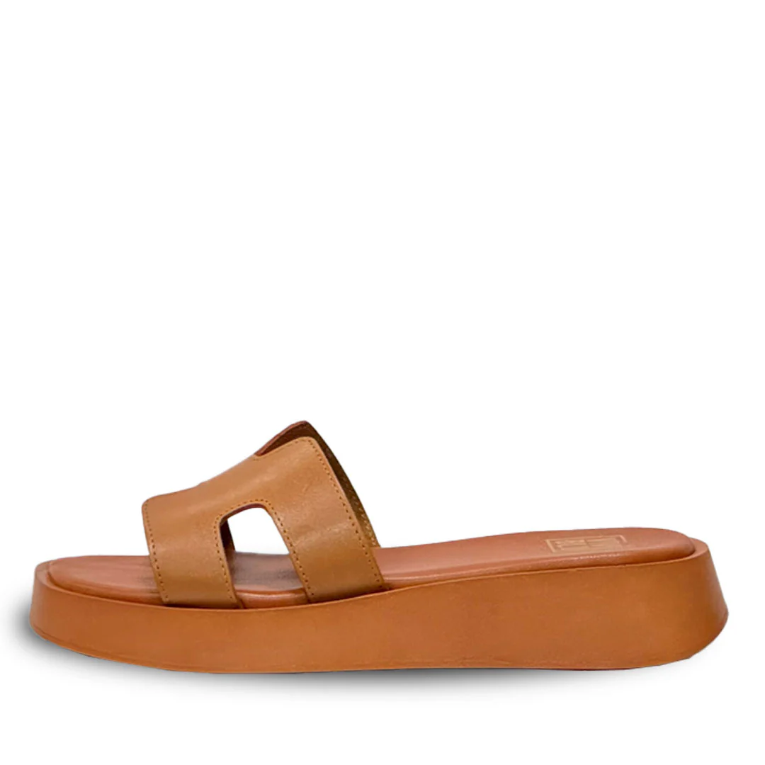 ViviBlu Tan Leather Platform Sandals - Image 3