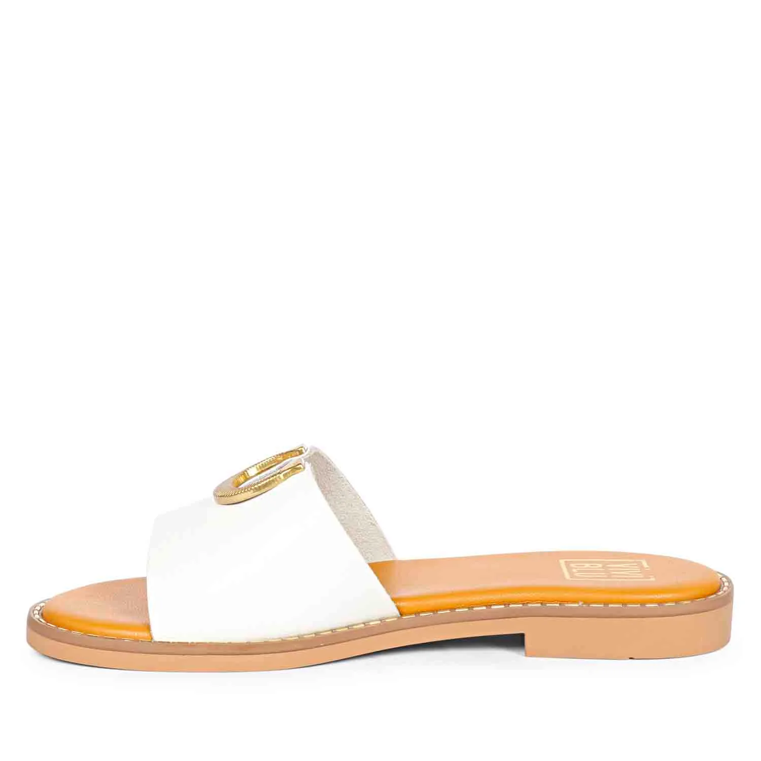ViviBlu White Leather Flat Sandals - Image 4