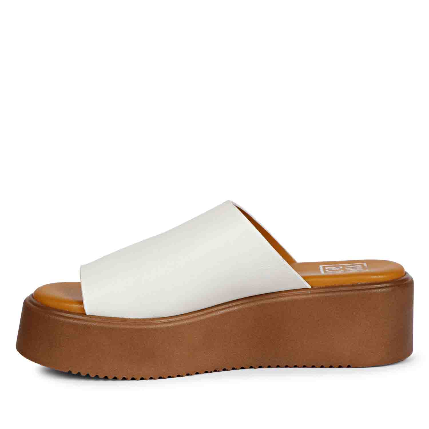 ViviBlu White Leather Platform Sandals - Image 4